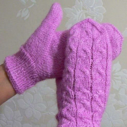 ​Варежки с косами с индийским клином для большого пальца