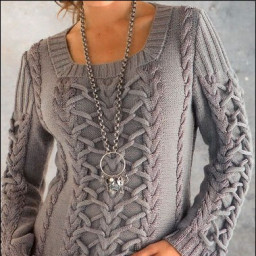 Модный джемпер с косами и жгутами, спицами