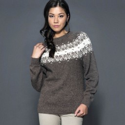 ​Классический джемпер с традиционным норвежским узором