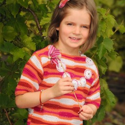 Джемпер с волнистым узором для девочки