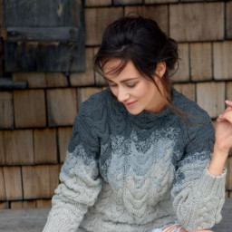 Джемпер спицами