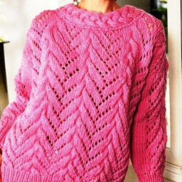 Свитер с ажурными косами