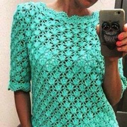 Стильный летний пуловер бирюзового цвета