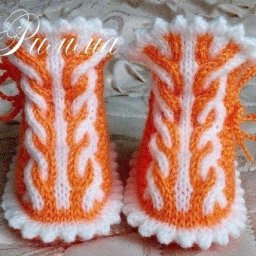 Вяжем милые пинетки