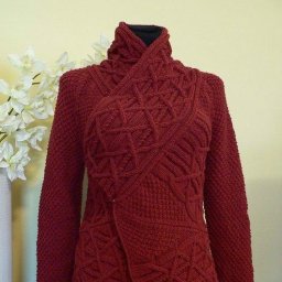 Интересный асимметричный кардиган спицами