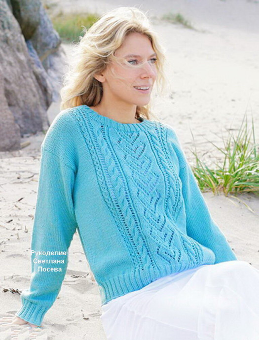 Летний джемпер ажурными вертикальными мотивами