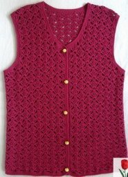 Вязаный жилет крючком — универсальная вещь гардероба