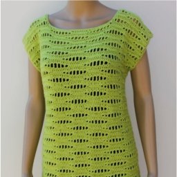 Тoп бeз pукaвoв, вяжем кpючкoм