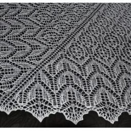 Вяжем красивую сливочную шаль