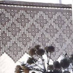 Изящная занавеска крючком