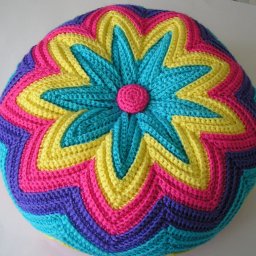 Круглая подушка крючком