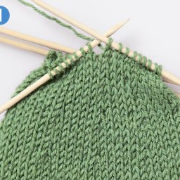 Вперед, к звёздам! Или коротко о том, как вязать звёздчатый мысок у носочка