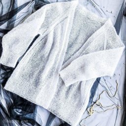 Кардиган-паутинка спицами