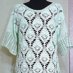 Узор с крупными ананасами для стильной туники