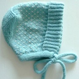 Милый чепчик для малыша