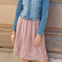 Нежная юбка, связанная спицами
