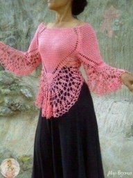 Необычный ажурный топ крючком