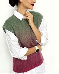 Жилет лицевой гладью