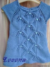 Туничка связанная спицами для девочек узором листочки