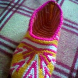 Вяжем яркие тапочки для дома