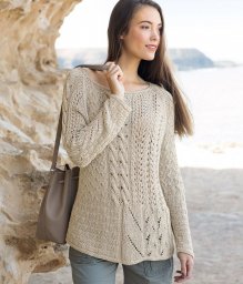 Нежный джемпер спицами