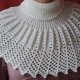 Красивая манишка спицами