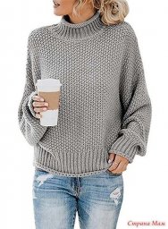 Серый свитер простым узором