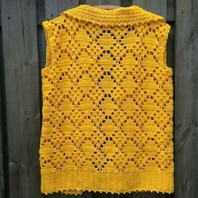 Жёлтая летняя безрукавка крючком &mdash; солнечное настроение в каждом образе