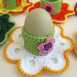 Пасхальный сувенир - подставка для яиц