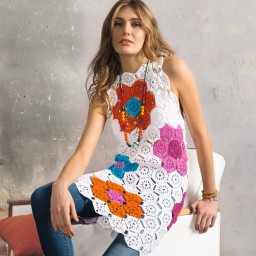 Симпатичное платье из мотивов