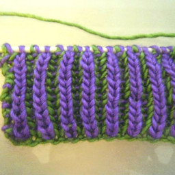 Вяжем двухцветную бриошь резинку