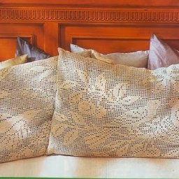 Красивые подушки с  птицами