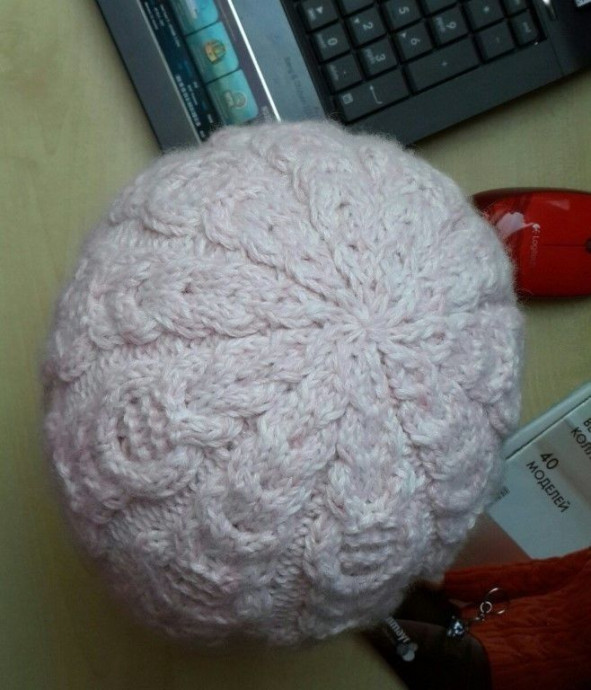 Вяжем шапочку - узор "Тюльпаны"