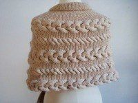 Эффектный шарф-накидка