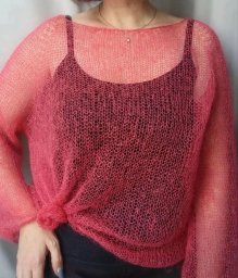 Красная паутинка спицами