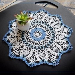Красивая салфетка крючком