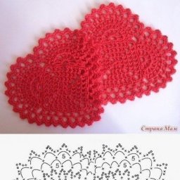 Вяжем нежные сердечки (как сувенир, подставку под горячее)