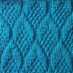 Красивый узор спицами