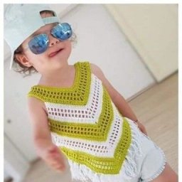 Очаровательный топ крючком, вяжем детям