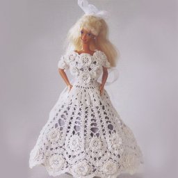 Пышное платье для компактной куколки