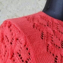 Интересный узор спицами