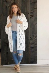 Красивый женственный кардиган