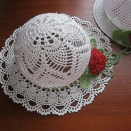 Милая ажурная панамка