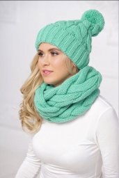 Шапка С косами на двух спицах