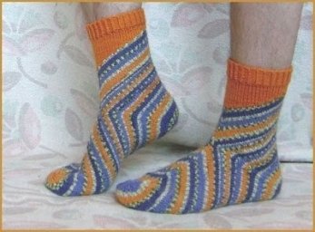 Носочки, связанные, начиная с пятки