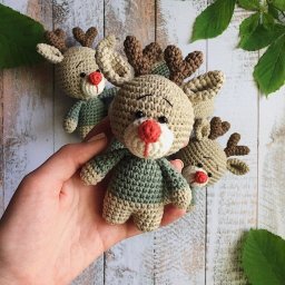 Вязаный олененок крючком