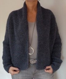 Женский кардиган с шалевым воротником