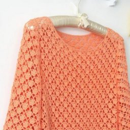 Пуловер персикового цвета, вяжем с радостью