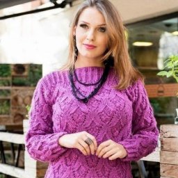 Вяжем спицами теплый свитер