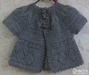 Нежный кардиган для девочки, вяжем спицами